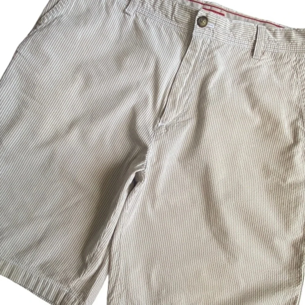 Izod Men's 36 Striped Flat Front Golf Shorts Preppy Country Club Tan‎